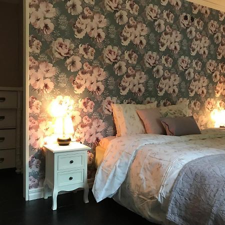 Fagerbacka Torp. Soet Stuga Naera Havet Lysekil Exterior foto